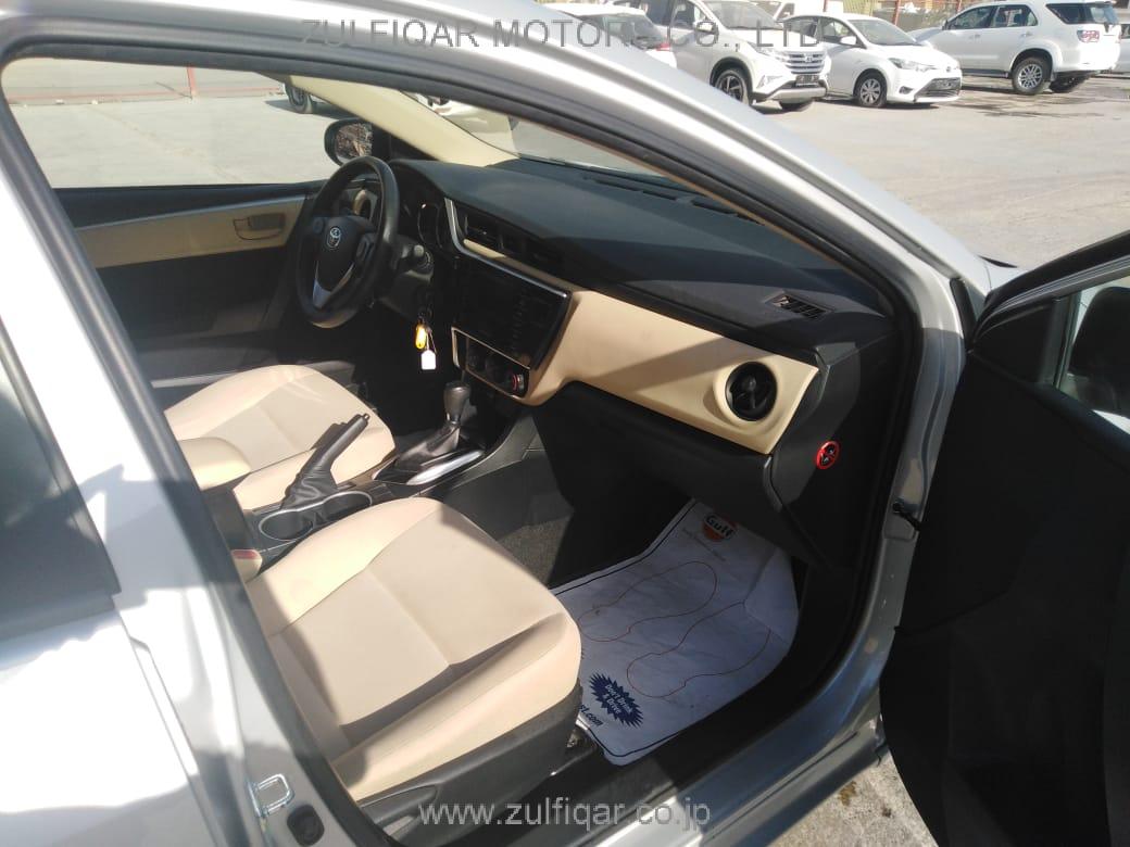 TOYOTA COROLLA 2019 Image 12