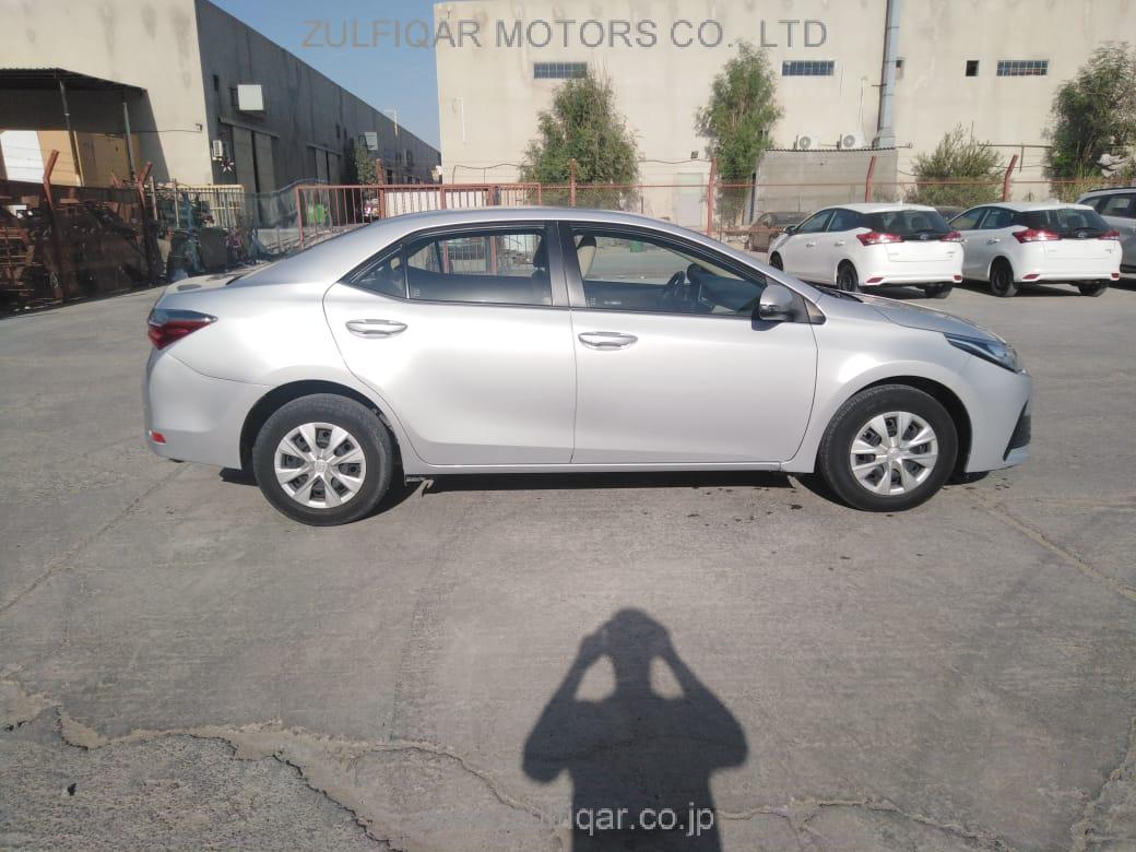 TOYOTA COROLLA 2019 Image 5