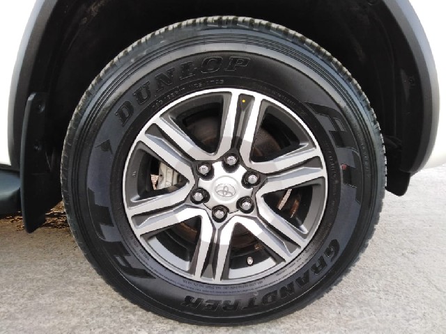 TOYOTA FORTUNER 2019 Image 23