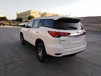 TOYOTA FORTUNER 2019 Image 7