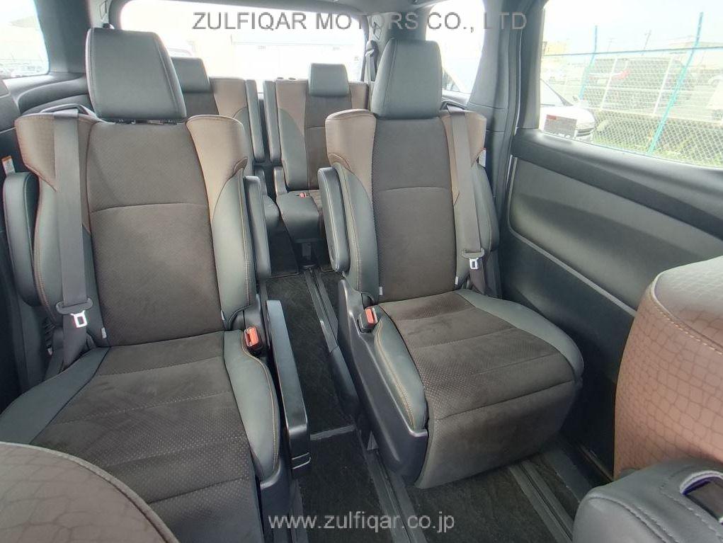 TOYOTA ALPHARD 2017 Image 6