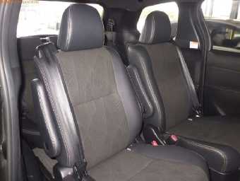 TOYOTA ESTIMA 2017 Image 6