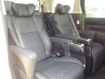 TOYOTA VELLFIRE 2019 Image 12
