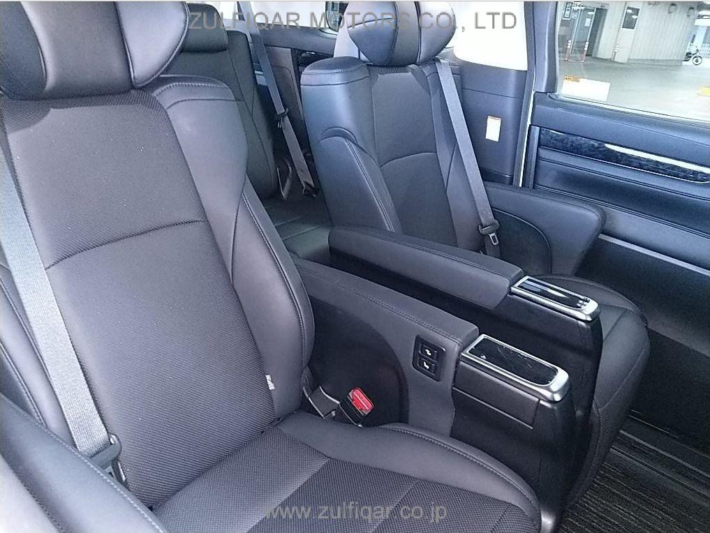 TOYOTA VELLFIRE 2019 Image 6