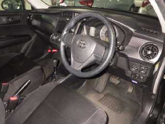 TOYOTA COROLLA AXIO 2018 Image 5