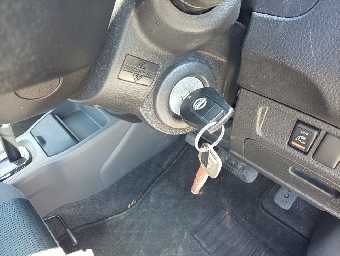 NISSAN A.D S/V 2016 Image 12