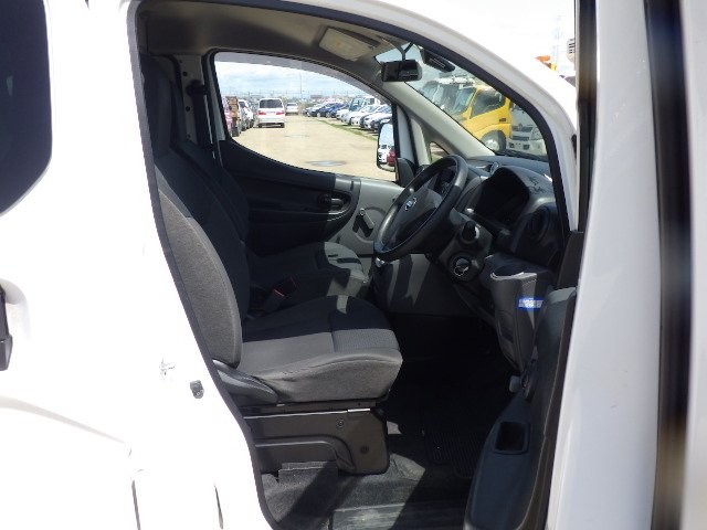 NISSAN NV200 VANETTE 2017 Image 24