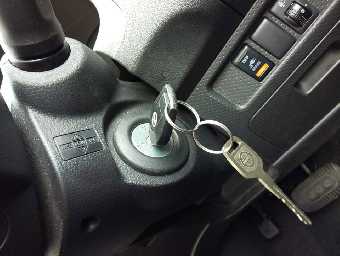 NISSAN A.D S/V 2016 Image 5