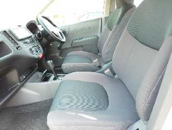 NISSAN A.D S/V 2016 Image 6