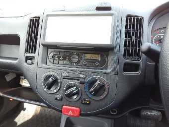 NISSAN A.D S/V 2016 Image 2