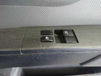 NISSAN A.D S/V 2016 Image 7