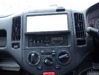 NISSAN A.D S/V 2016 Image 9