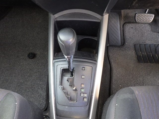 TOYOTA COROLLA FIELDER 2017 Image 21