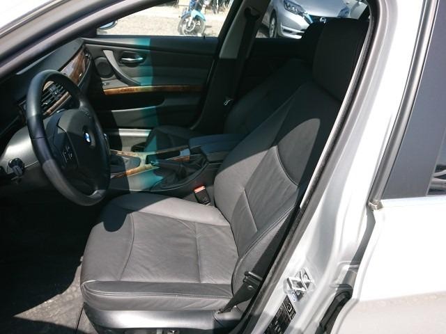 BMW 3 SERIES 2006 Image 29