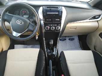 TOYOTA YARIS 2019 Image 11