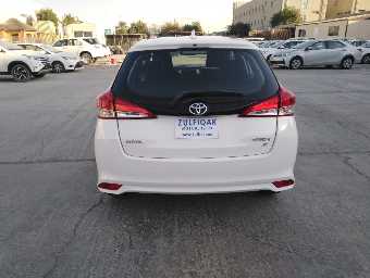 TOYOTA YARIS 2019 Image 8