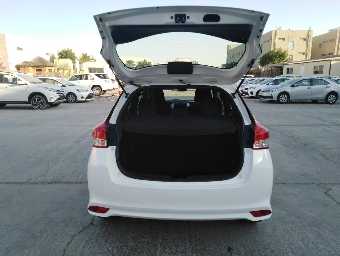 TOYOTA YARIS 2019 Image 9