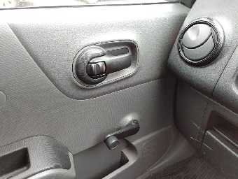 NISSAN NV150 AD 2017 Image 11