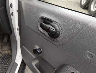 NISSAN NV150 AD 2017 Image 12