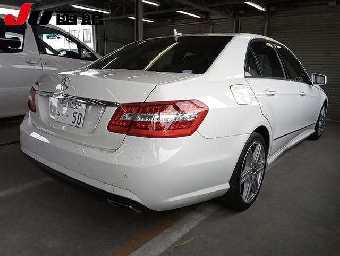 MERCEDES BENZ E CLASS 2009 Image 5