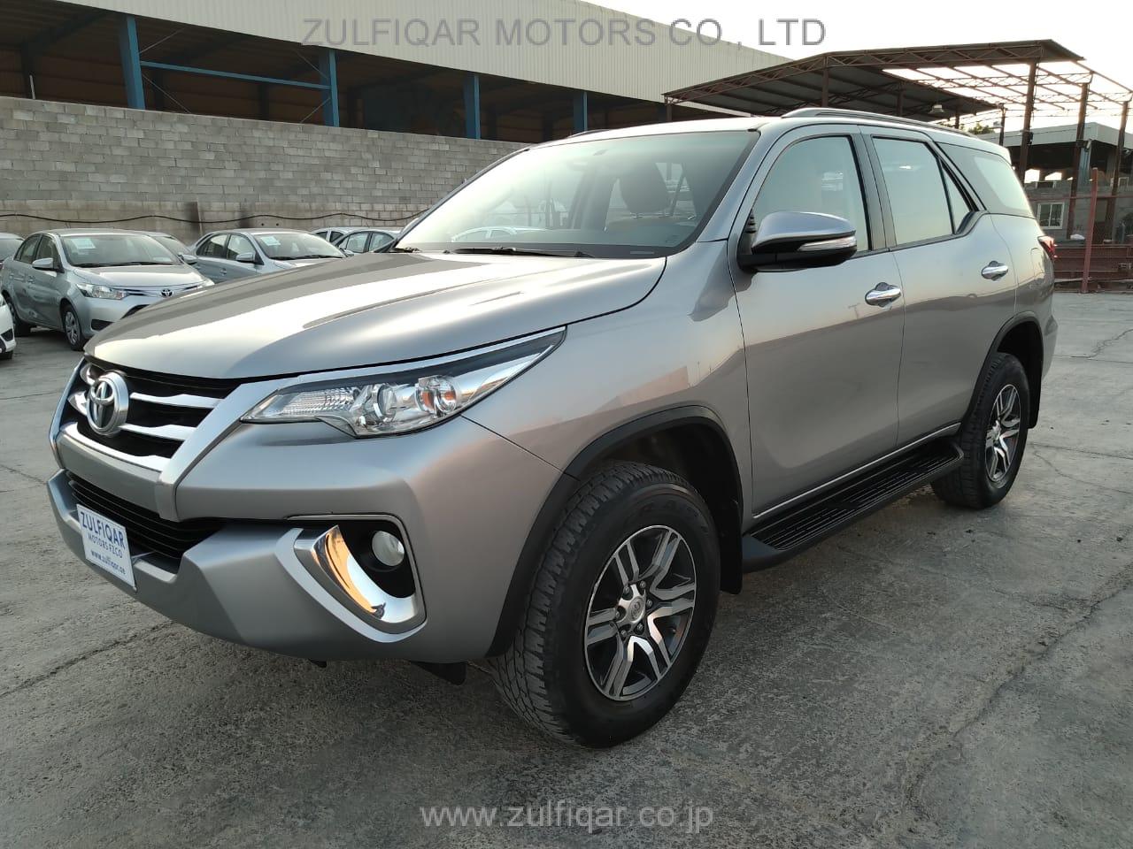 TOYOTA FORTUNER 2018 Image 2