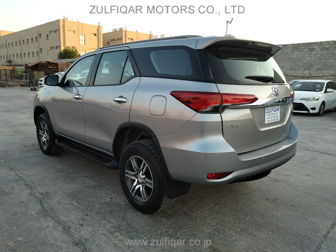 TOYOTA FORTUNER 2018 Image 4