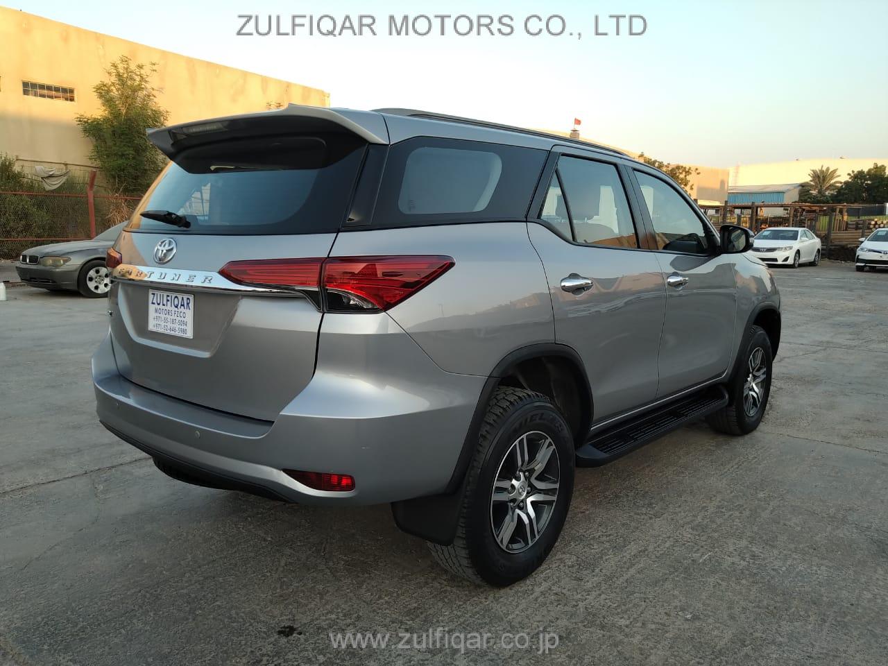 TOYOTA FORTUNER 2018 Image 6