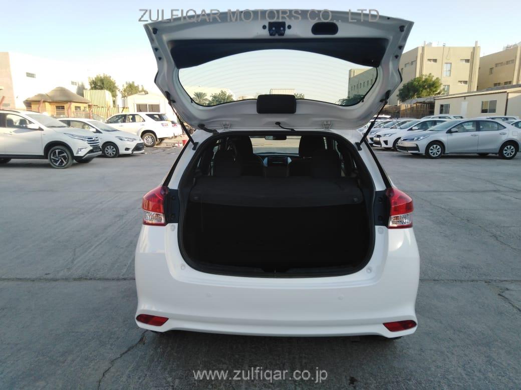TOYOTA YARIS 2020 Image 9