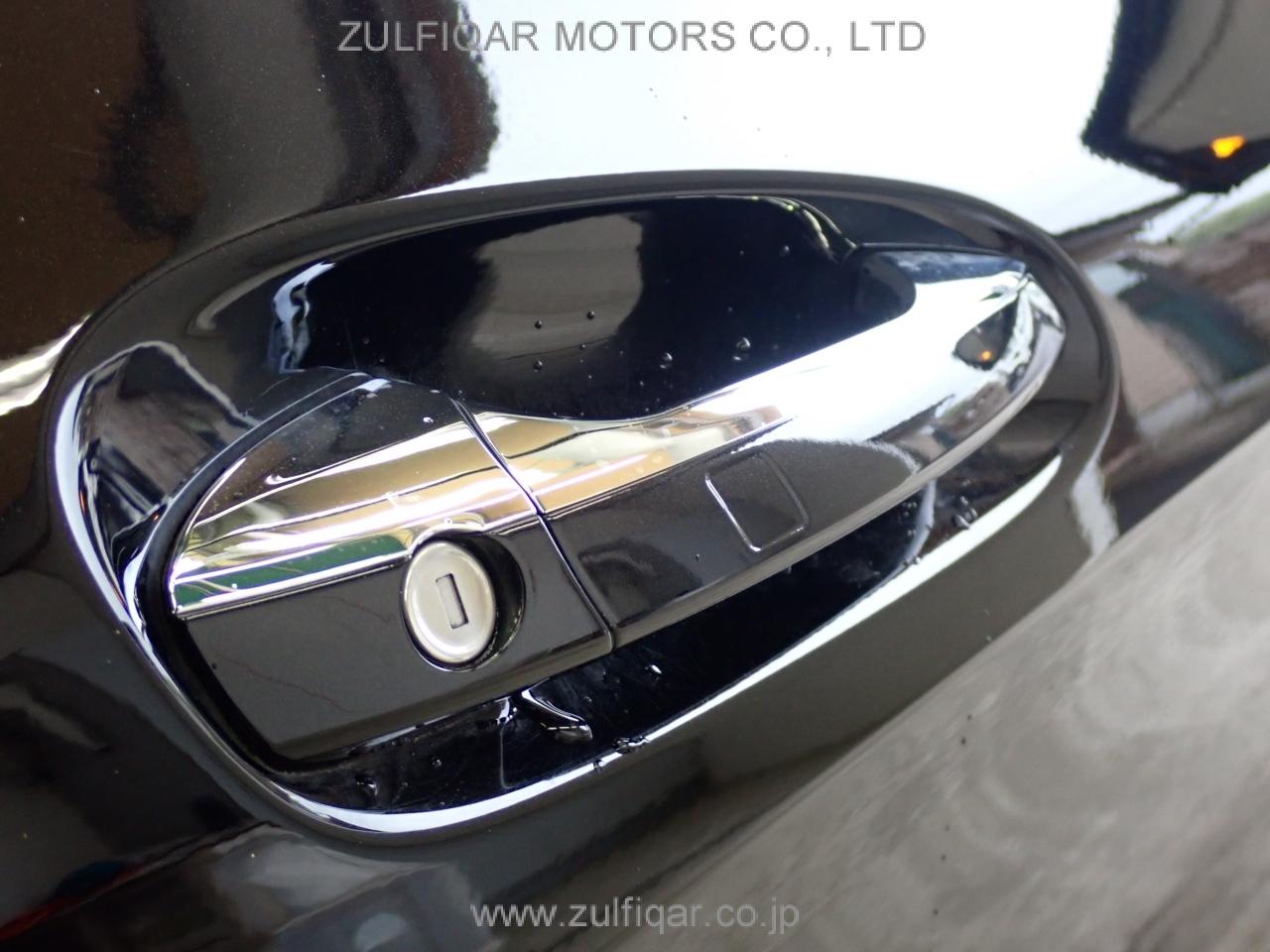 MERCEDES BENZ A CLASS 2017 Image 11