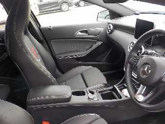 MERCEDES BENZ A CLASS 2017 Image 16