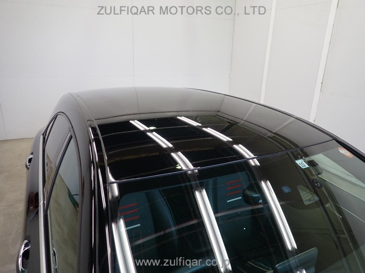 MERCEDES BENZ A CLASS 2017 Image 8