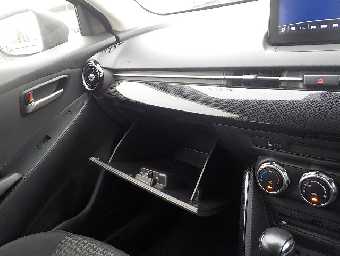 MAZDA DEMIO 2017 Image 11