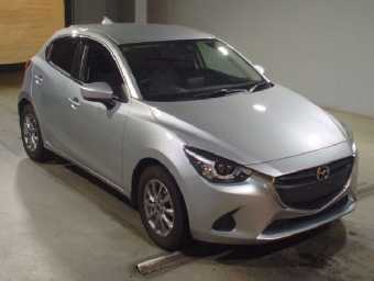 MAZDA DEMIO 2017 Image 3