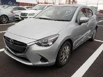 MAZDA DEMIO 2017 Image 15