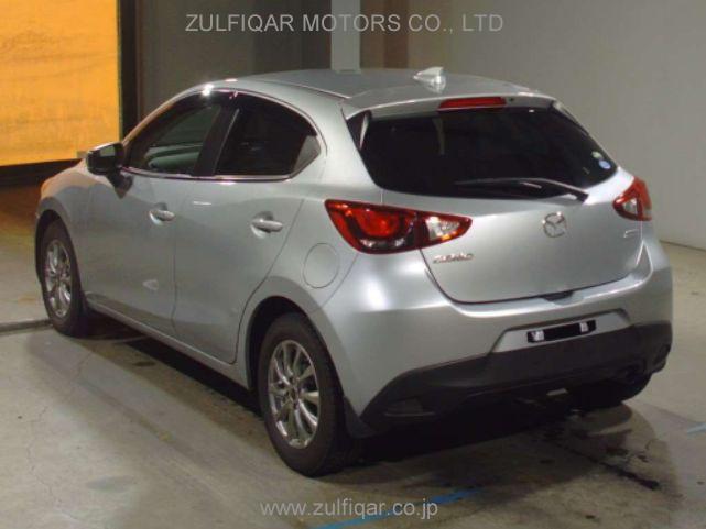 MAZDA DEMIO 2017 Image 4