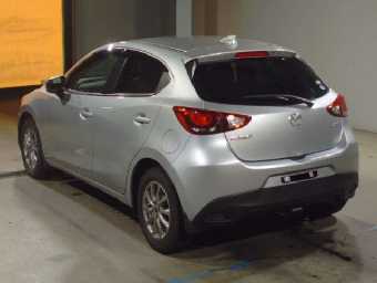 MAZDA DEMIO 2017 Image 4