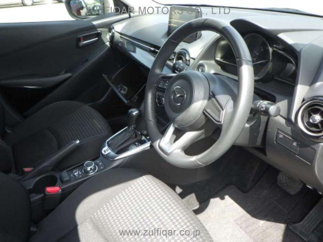 MAZDA DEMIO 2017 Image 5