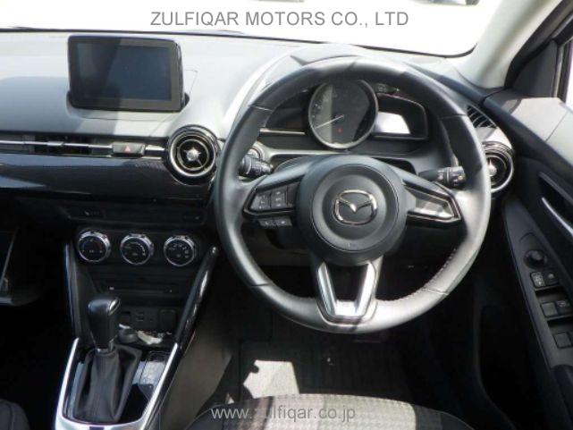 MAZDA DEMIO 2017 Image 6
