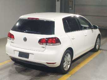 VOLKSWAGEN GOLF 2011 Image 2