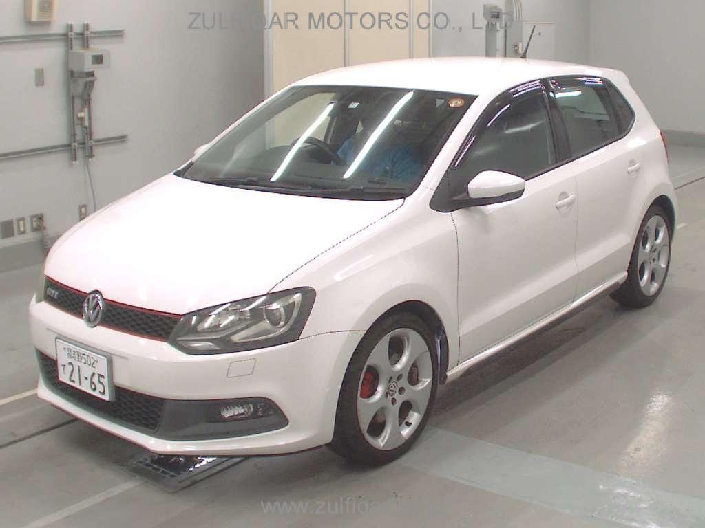 VOLKSWAGEN POLO 2012 Image 1