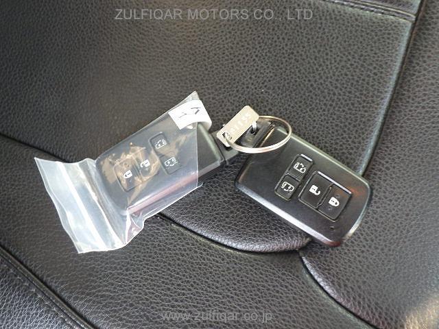 TOYOTA VELLFIRE 2017 Image 11