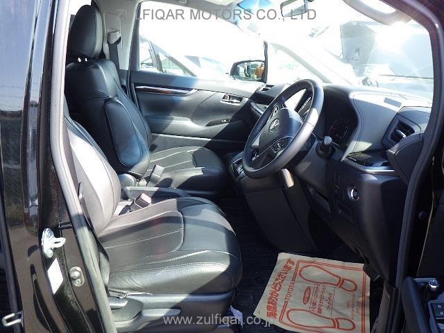 TOYOTA VELLFIRE 2017 Image 12