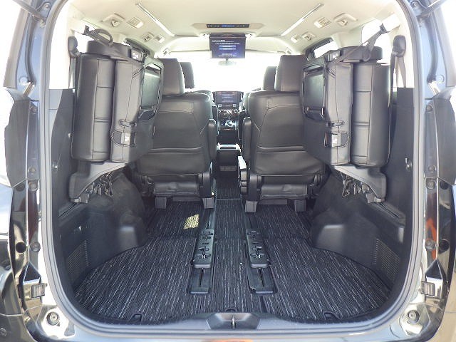 TOYOTA VELLFIRE 2017 Image 20