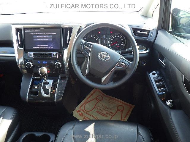 TOYOTA VELLFIRE 2017 Image 9