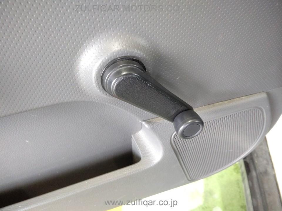 NISSAN A.D S/V 2016 Image 11