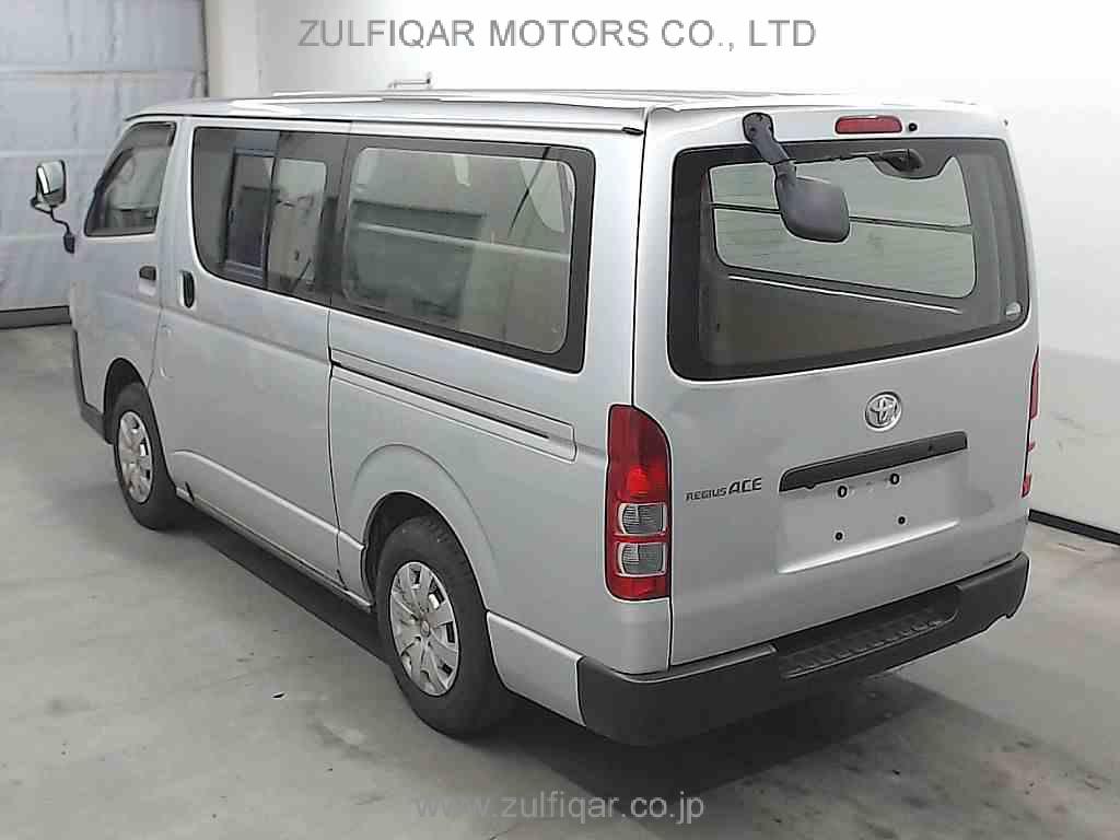 TOYOTA REGIUSACE 2012 Image 3