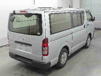 TOYOTA REGIUSACE 2012 Image 4
