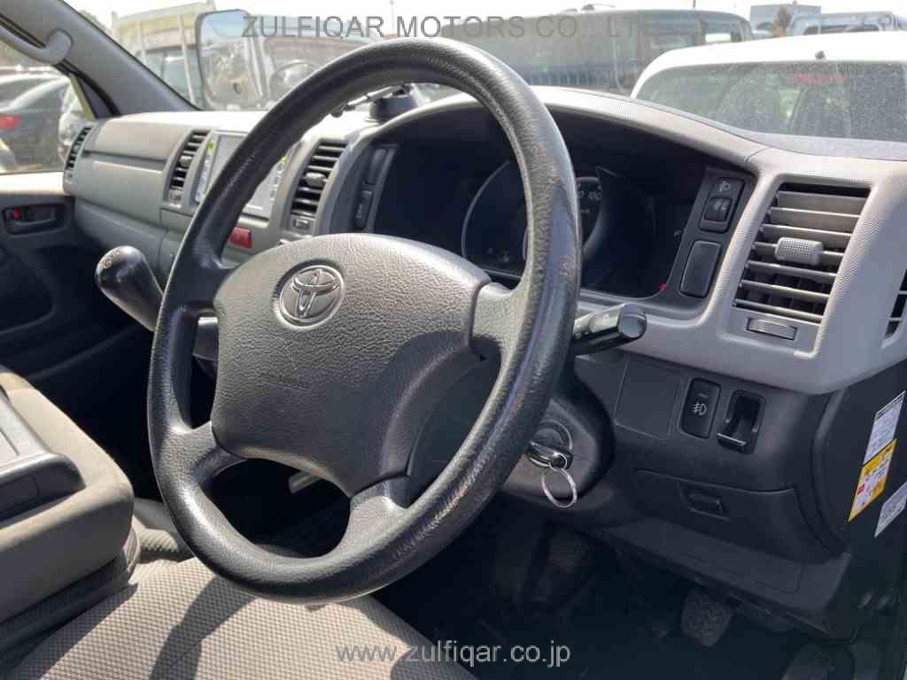 TOYOTA REGIUSACE 2012 Image 6