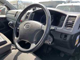 TOYOTA REGIUSACE 2012 Image 6