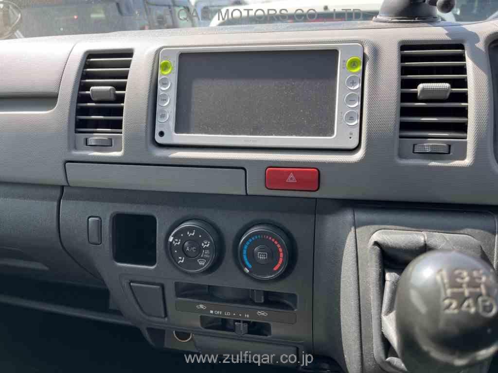 TOYOTA REGIUSACE 2012 Image 7